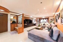Blk 561 Choa Chu Kang North 6 (Choa Chu Kang), HDB Executive #561297331